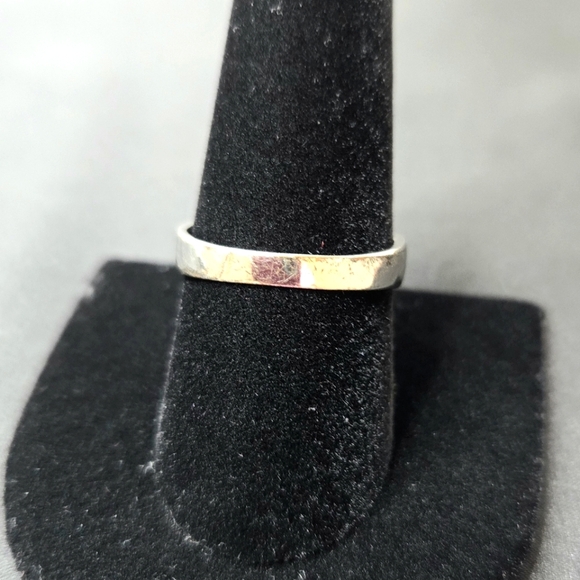 Faux diamond and citrine ring. Silver plate, size 9. - Picture 10 of 11